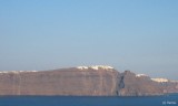 Imerovigli ja Skaros terassilta * Imerovigli ja Skaros terassiltamme. * 800 x 482 * (34KB)